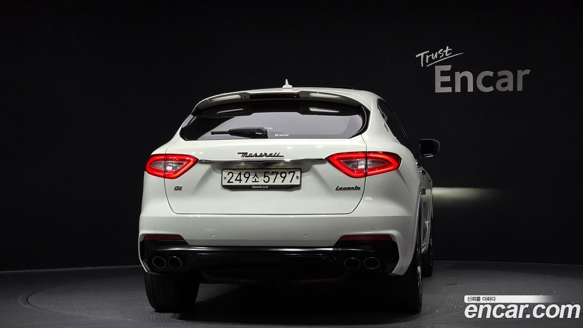 Maserati Levante 2020