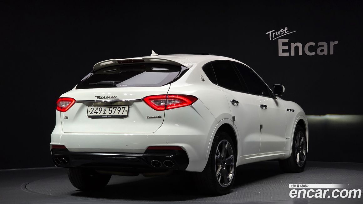Maserati Levante 2020