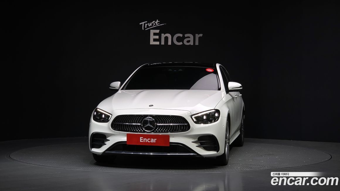 Mercedes-Benz E-Class 2021