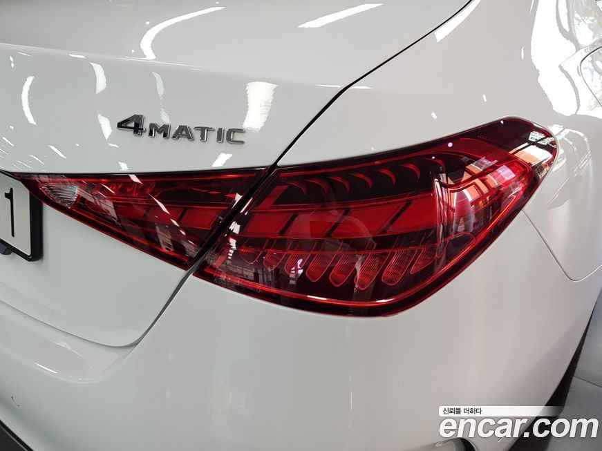 Mercedes-Benz C-Class 2023