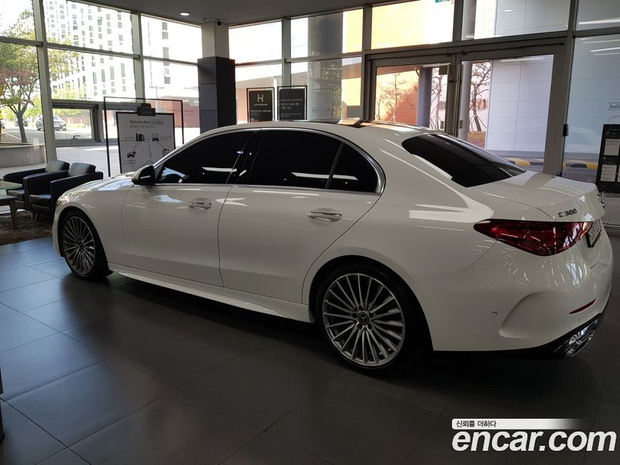 Mercedes-Benz C-Class 2023