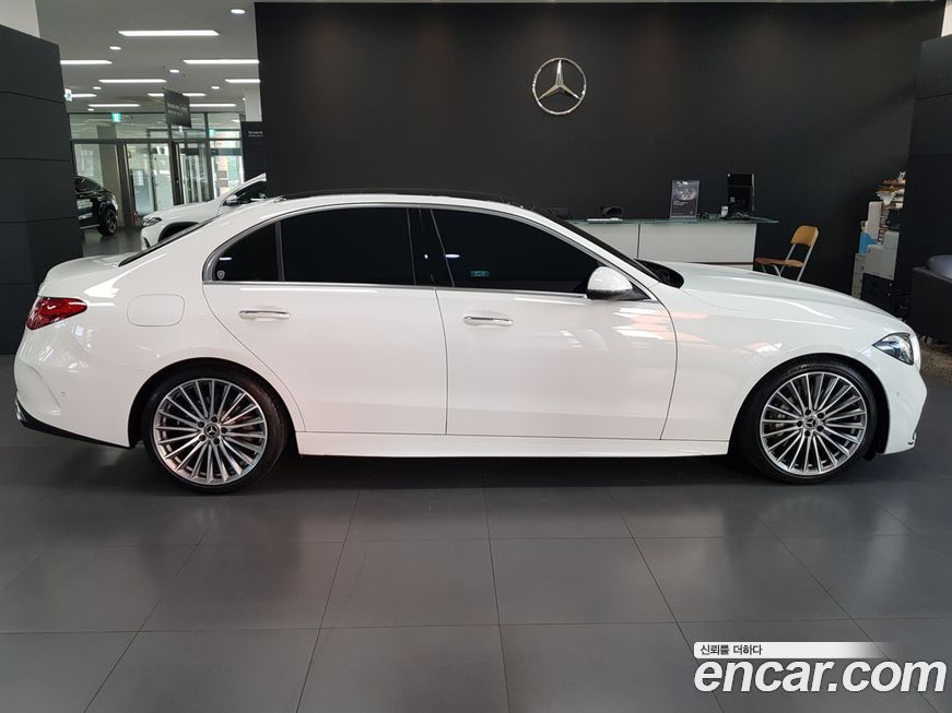 Mercedes-Benz C-Class 2023