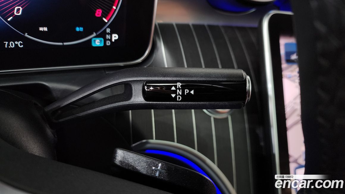 Mercedes-Benz C-Class 2023