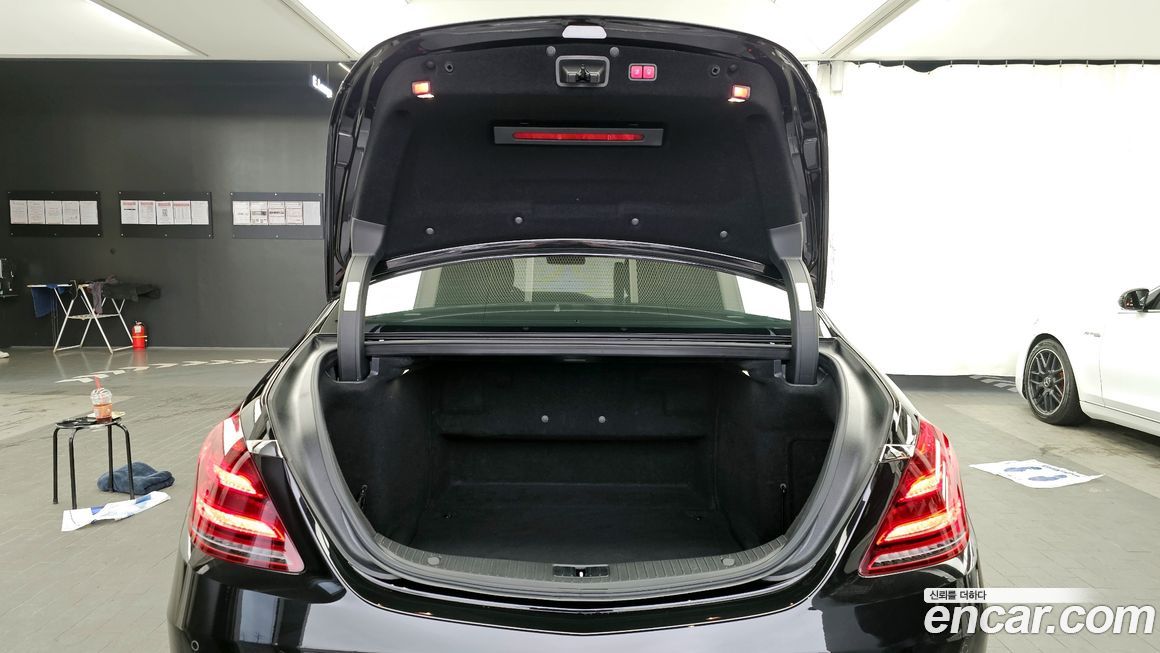 Mercedes-Benz S-Class 2018