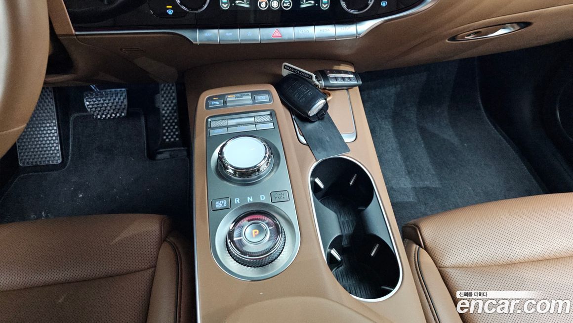 Genesis GV70 2024