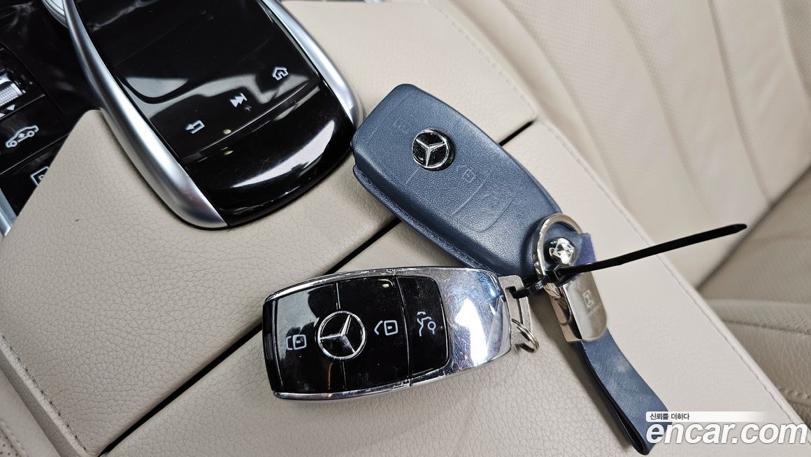 Mercedes-Benz S-Class 2019