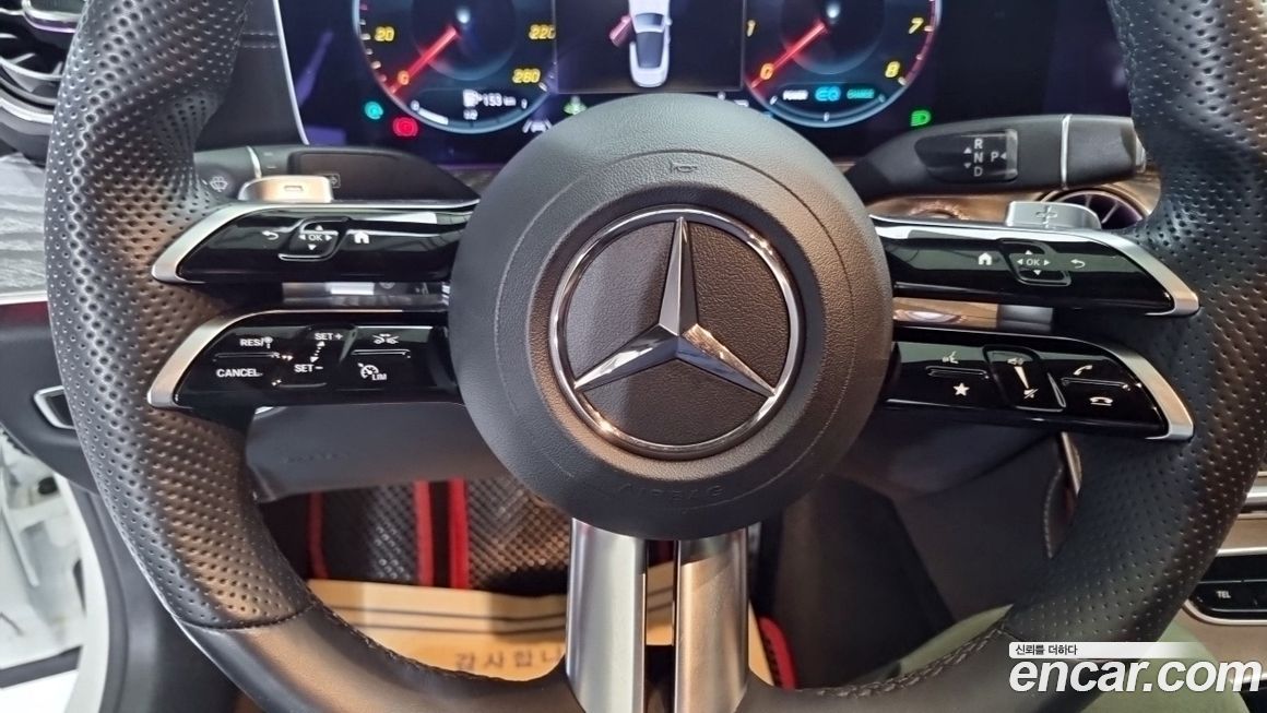 Mercedes-Benz E-Class 2021