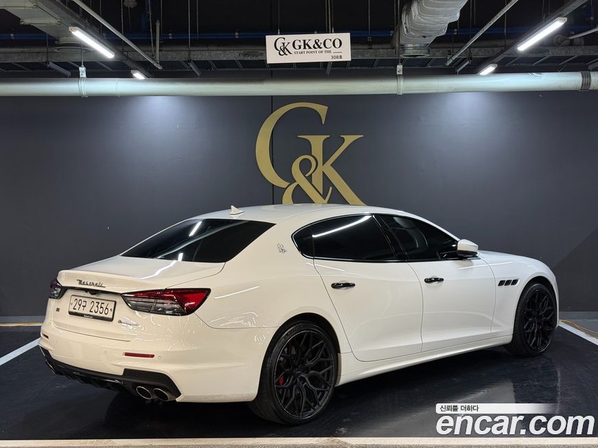 Maserati Quattroporte 2017