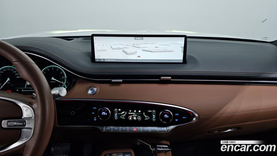 Genesis GV70 2024