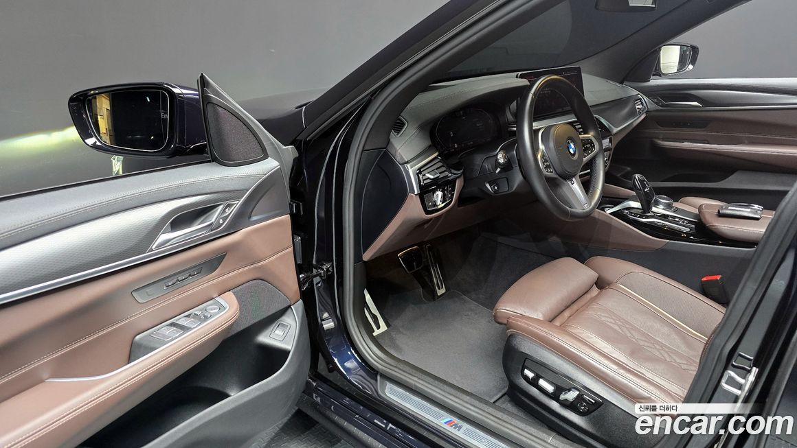 BMW Gran Turismo 2023