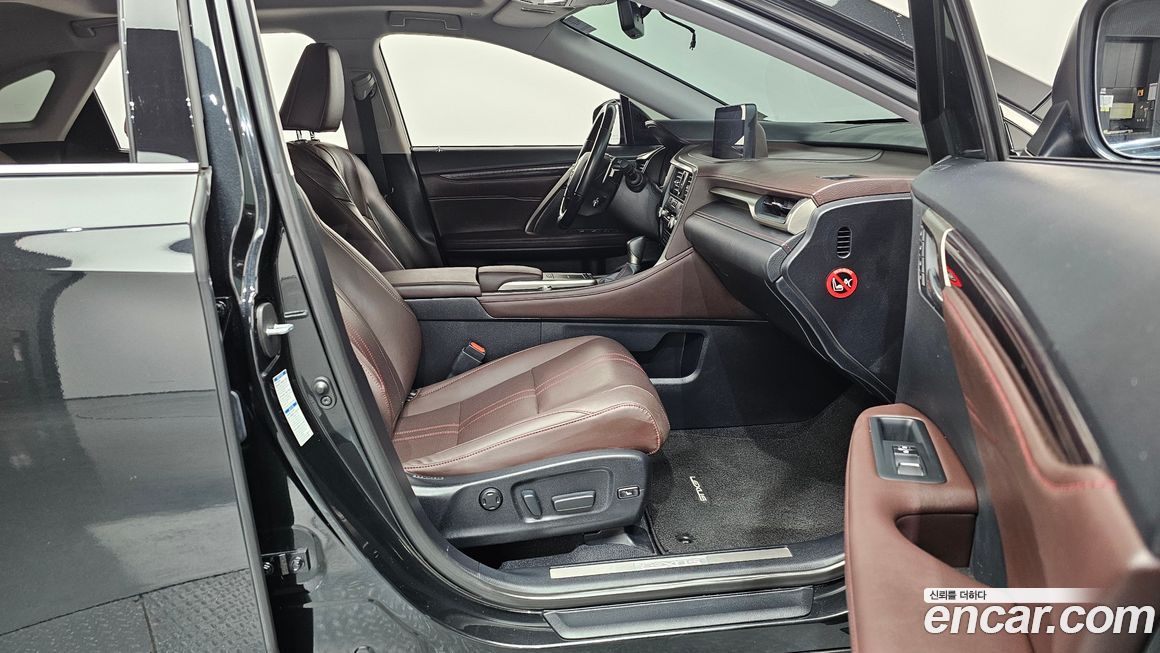 Lexus RX 2022