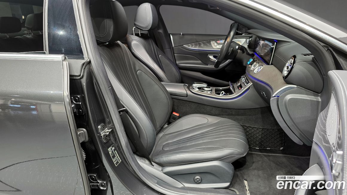 Mercedes-Benz CLS-Class 2020