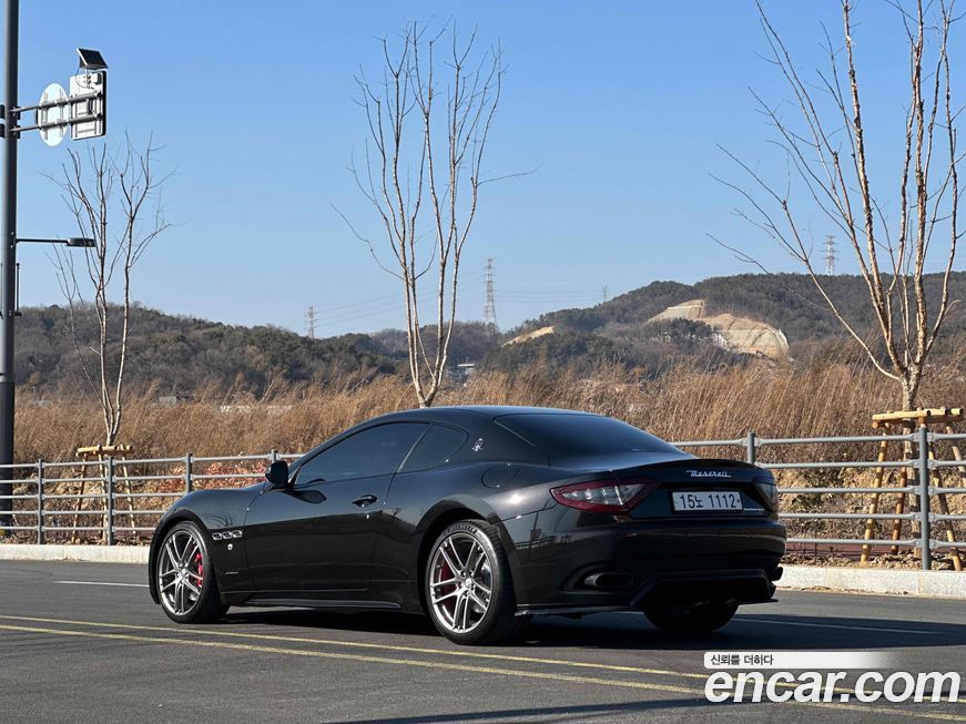 Maserati GranTurismo 2016