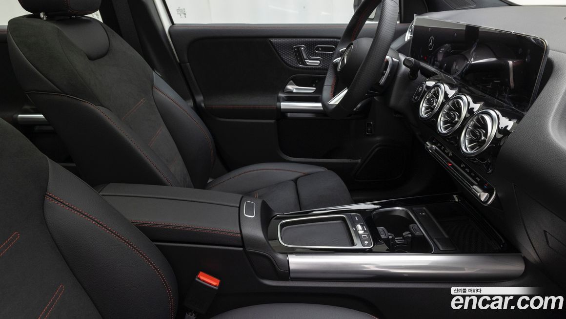 Mercedes-Benz GLA-Class 2026