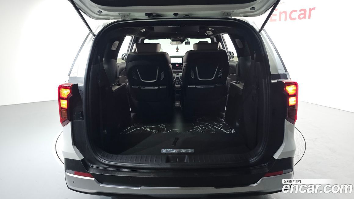Kia Canival 2025
