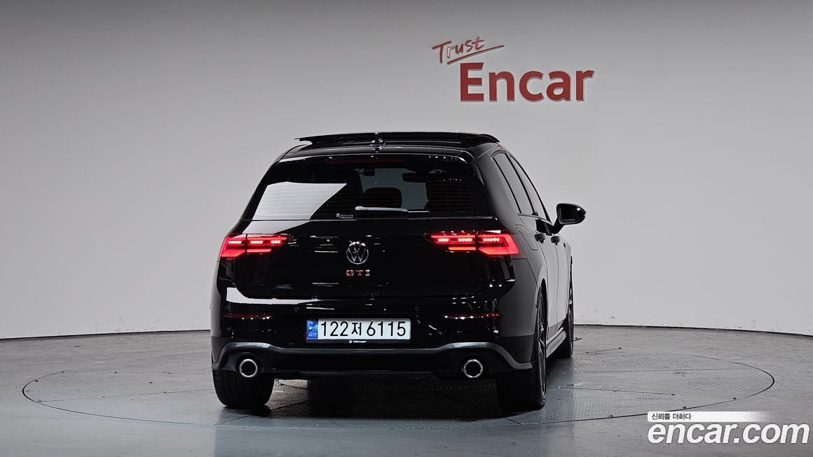 Volkswagen Golf 2024