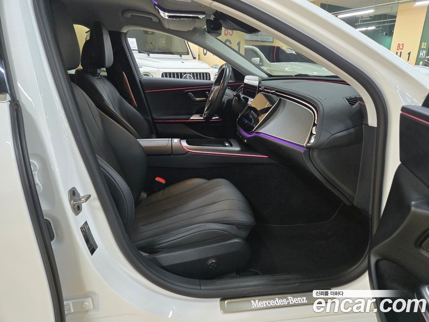 Mercedes-Benz E-Class 2025