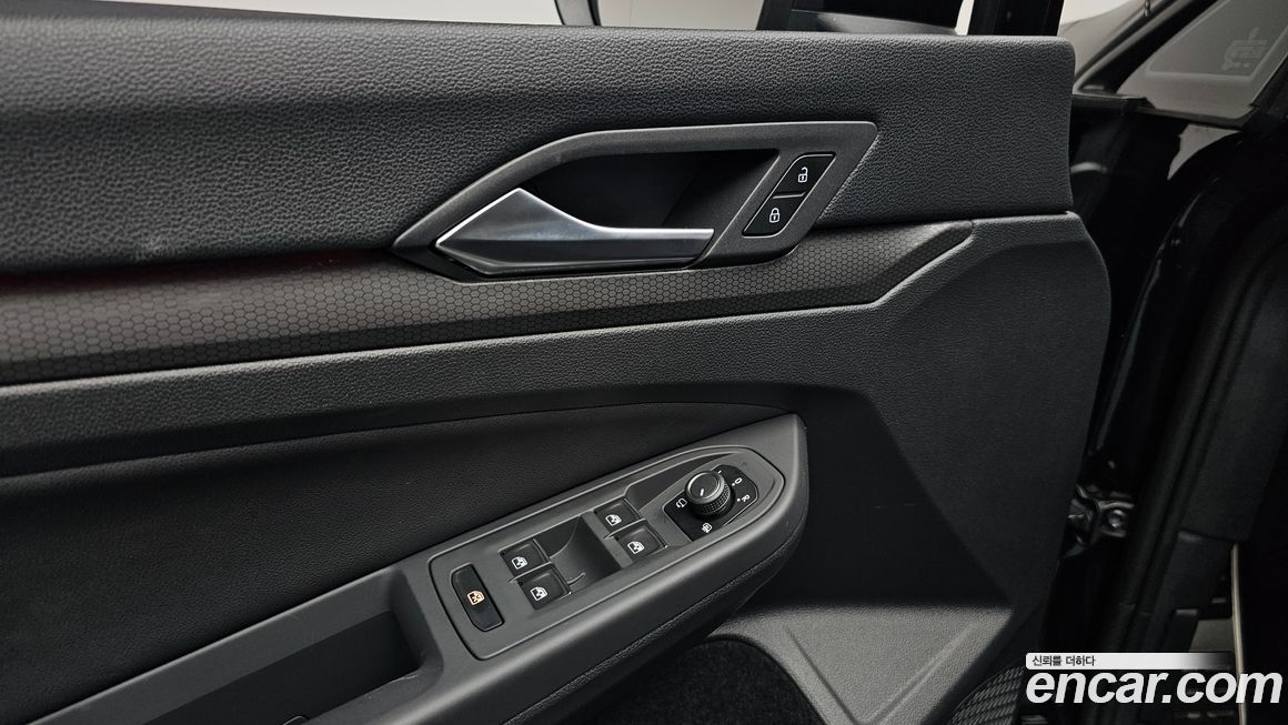 Volkswagen Golf 2024