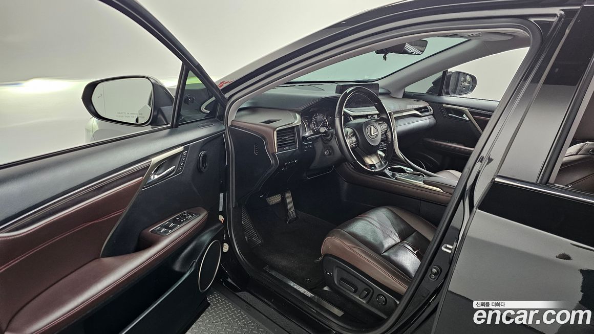 Lexus RX 2022