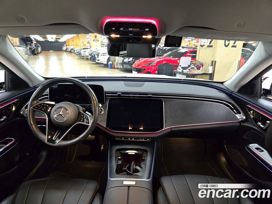 Mercedes-Benz E-Class 2025