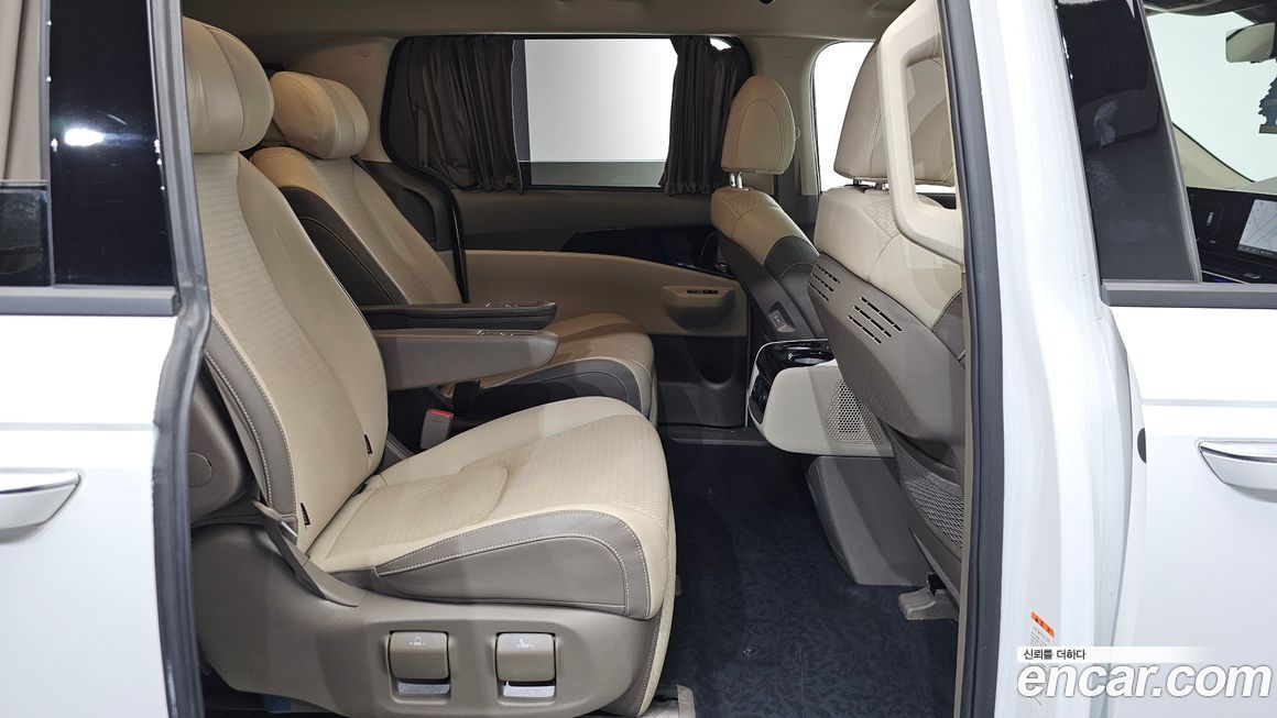 Kia Canival 2024