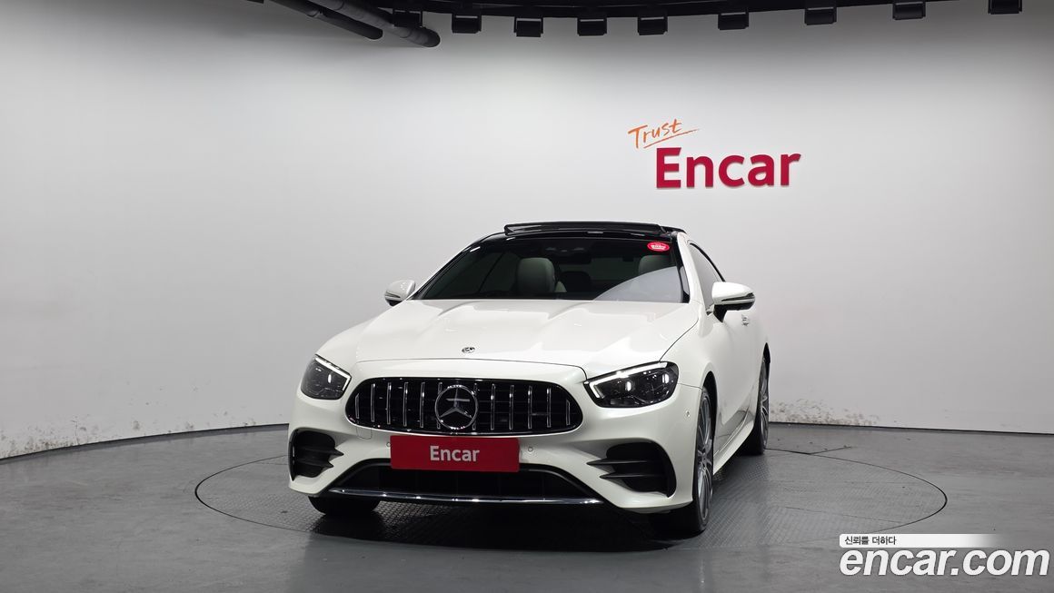 Mercedes-Benz E-Class 2021