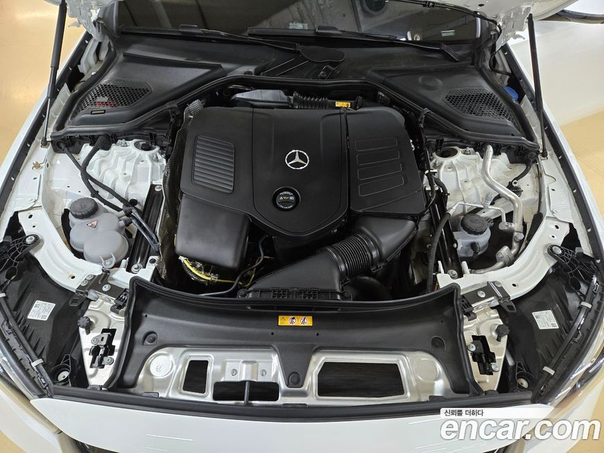 Mercedes-Benz E-Class 2025