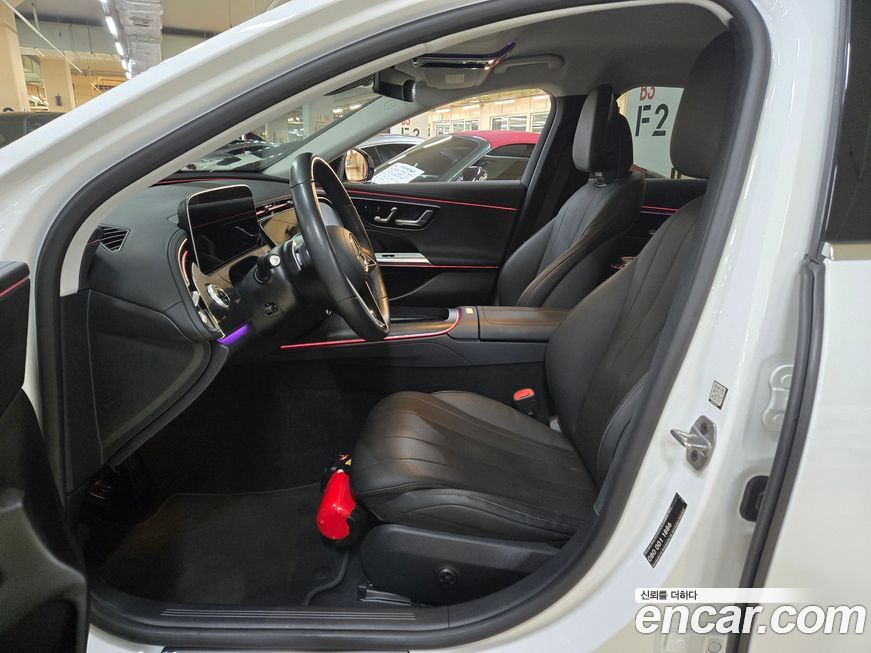 Mercedes-Benz E-Class 2025