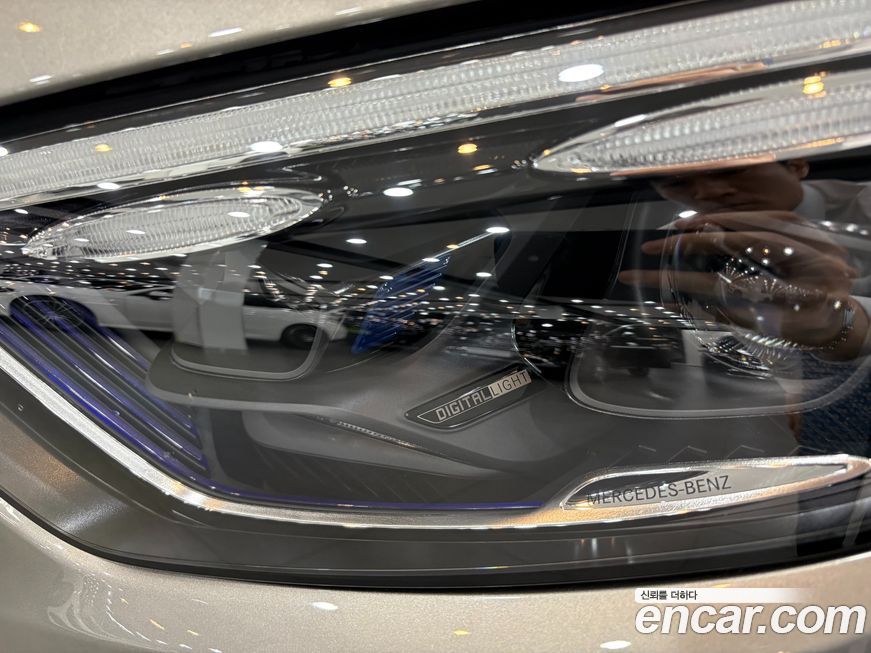 Mercedes-Benz GLC-Class 2024