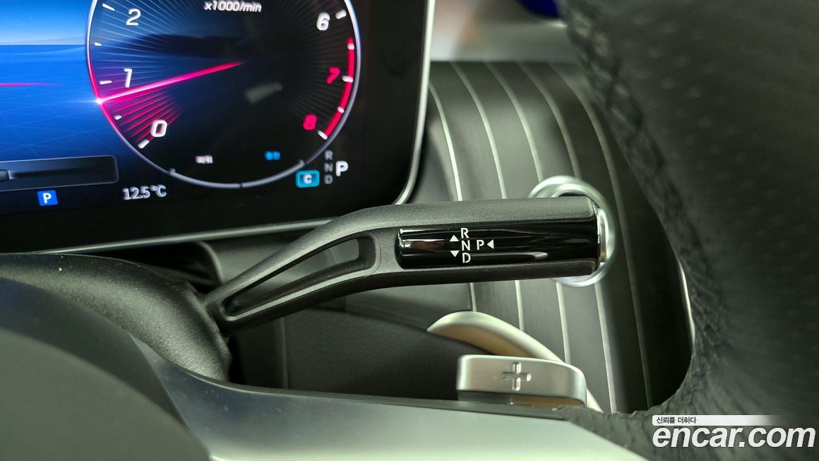 Mercedes-Benz GLC-Class 2024