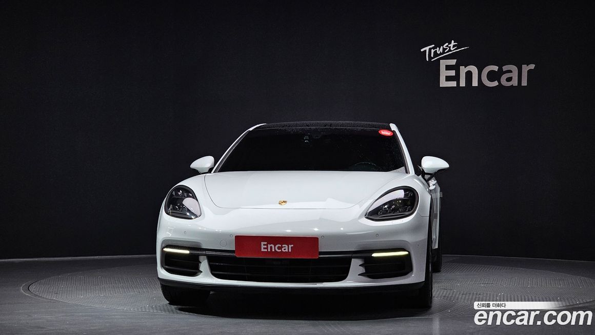 Porsche Panamera 2020