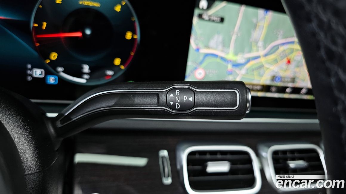 Mercedes-Benz GLE-Class 2021