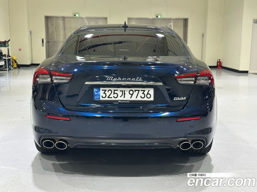 Maserati Ghibli 2023