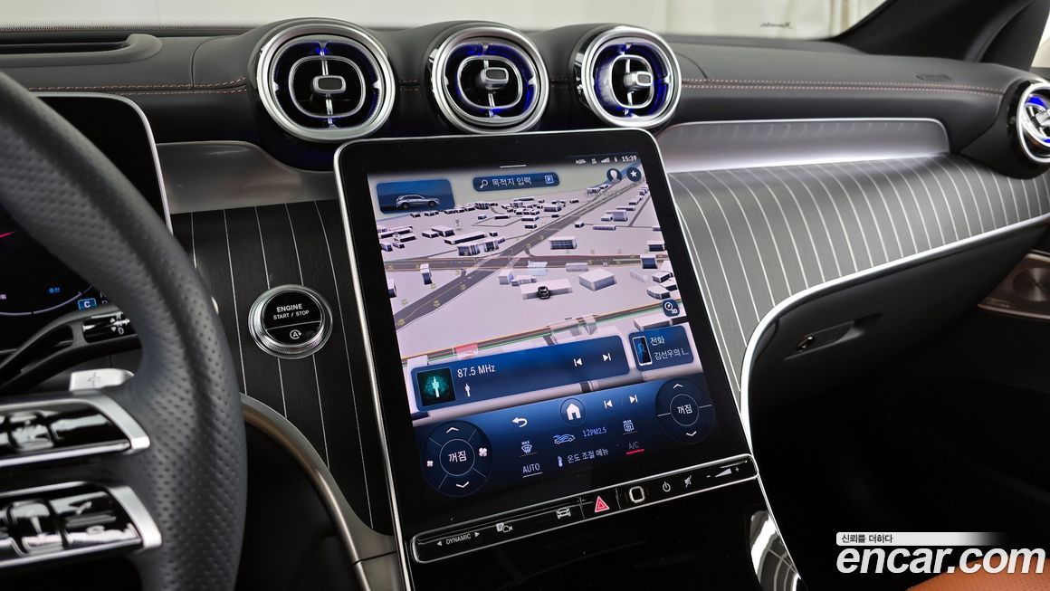 Mercedes-Benz GLC-Class 2024