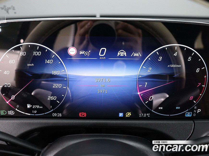 Mercedes-Benz E-Class 2025