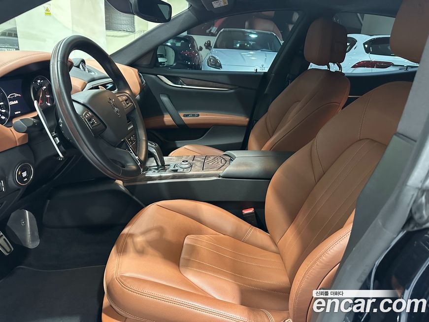 Maserati Ghibli 2023