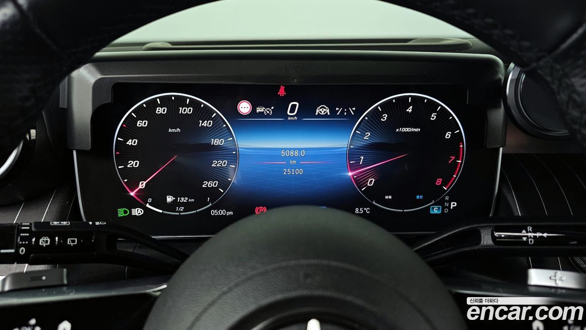 Mercedes-Benz GLC-Class 2023