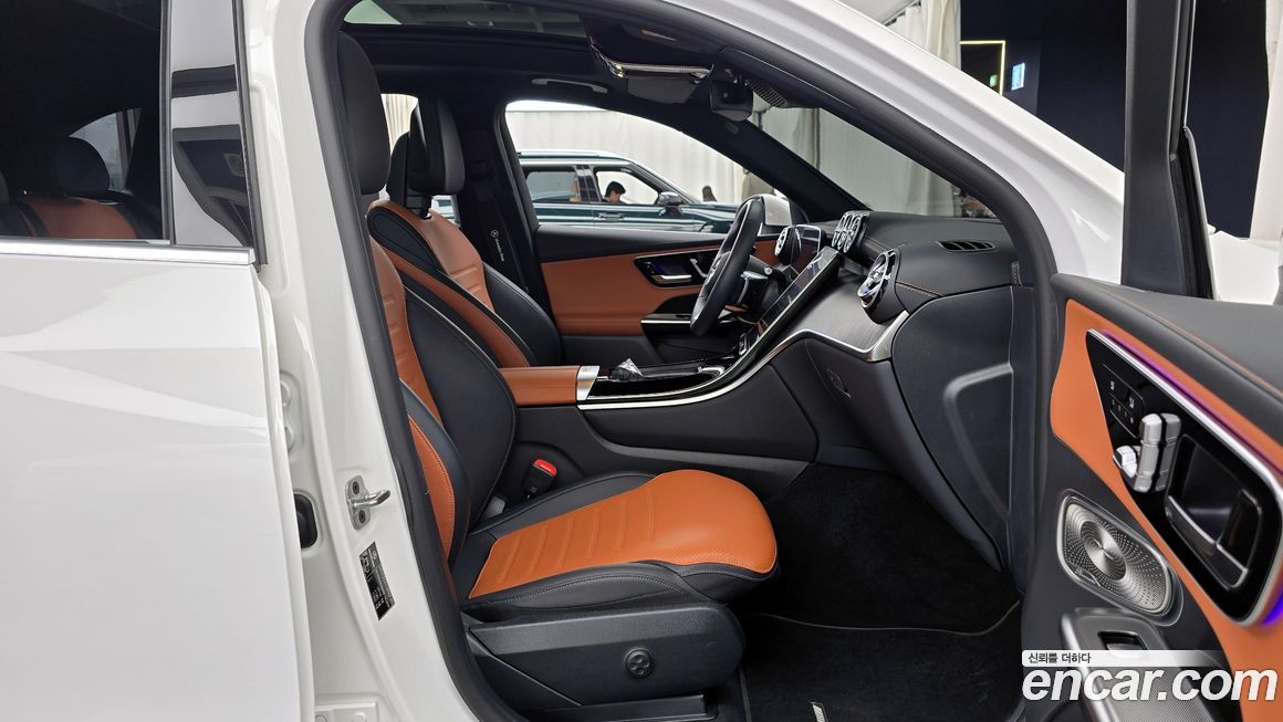 Mercedes-Benz GLC-Class 2024