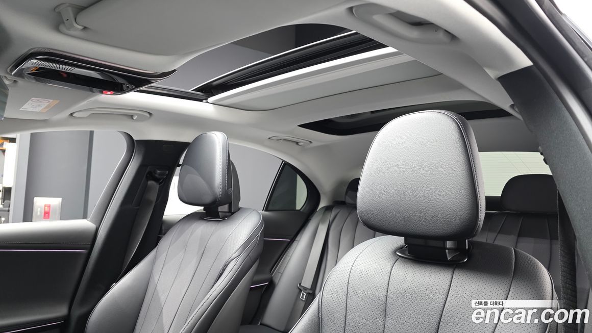 Mercedes-Benz E-Class 2026