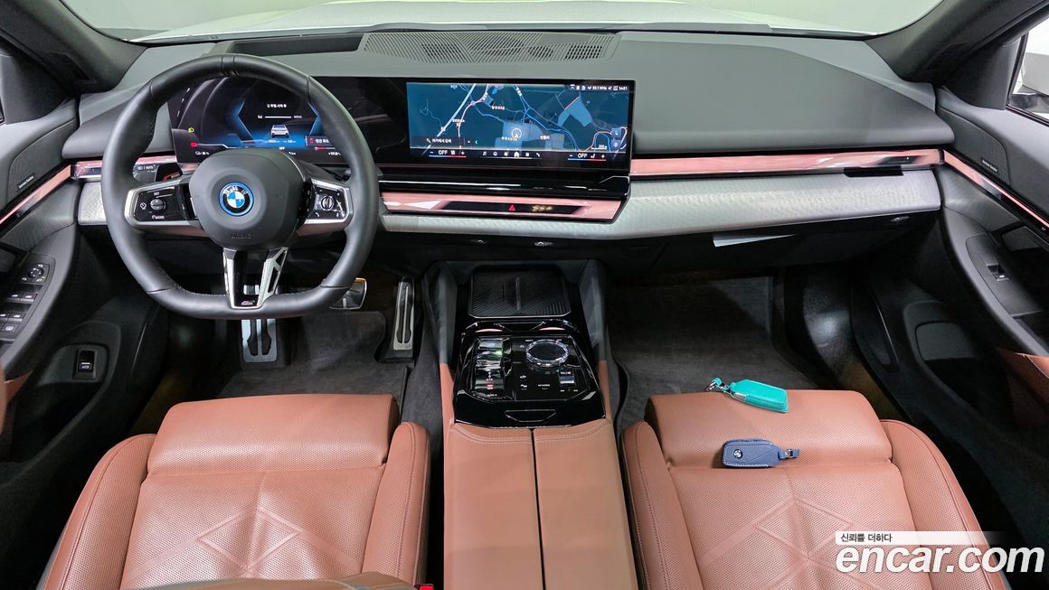 BMW i5 2024