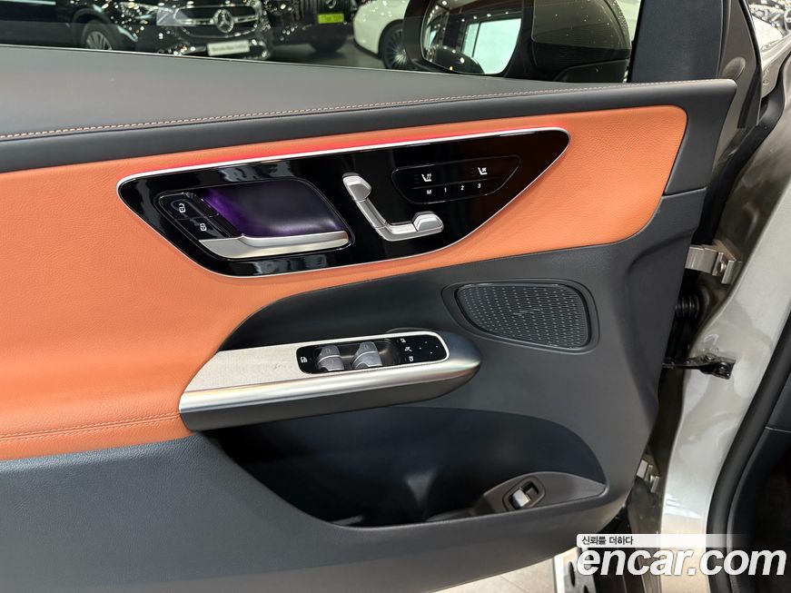 Mercedes-Benz GLC-Class 2024