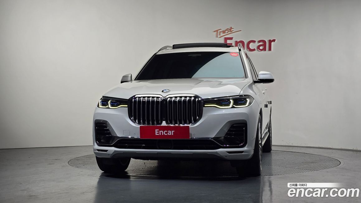 BMW X7 2021