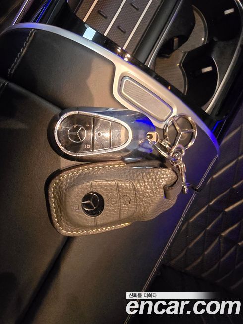 Mercedes-Benz S-Class 2021