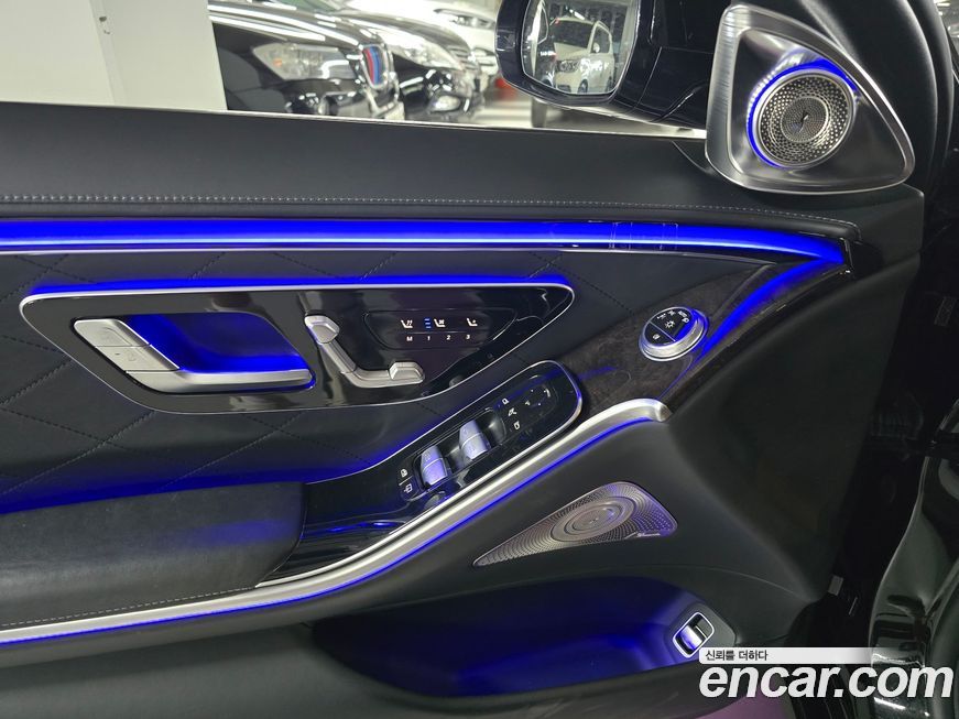 Mercedes-Benz S-Class 2021