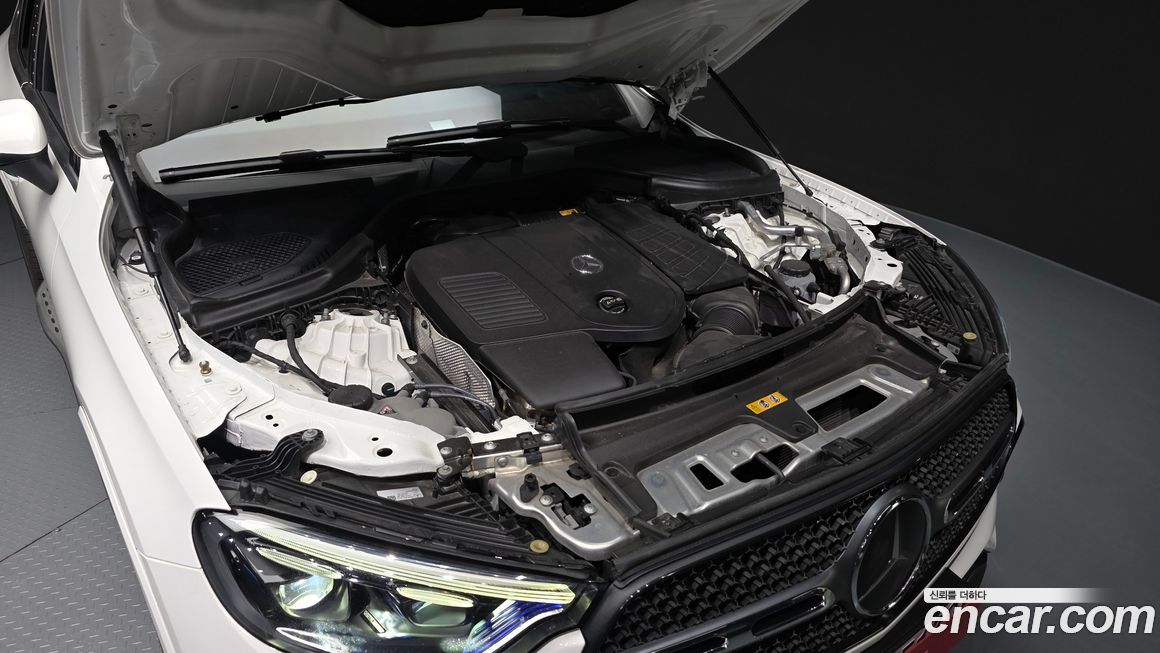 Mercedes-Benz GLC-Class 2024