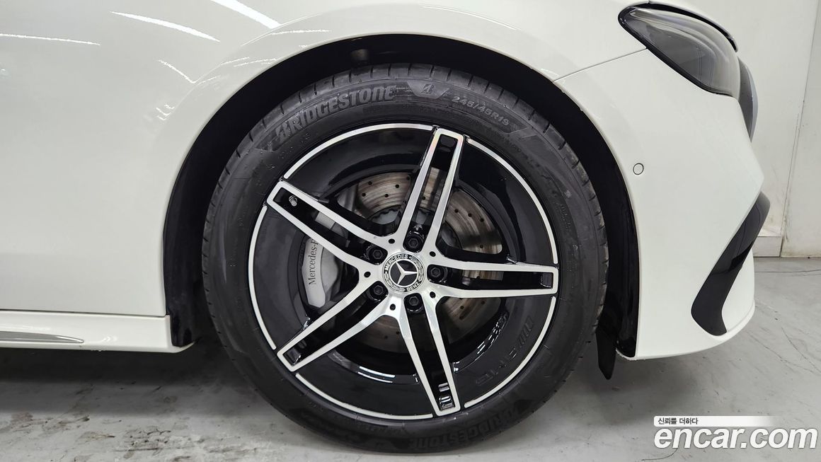 Mercedes-Benz E-Class 2026