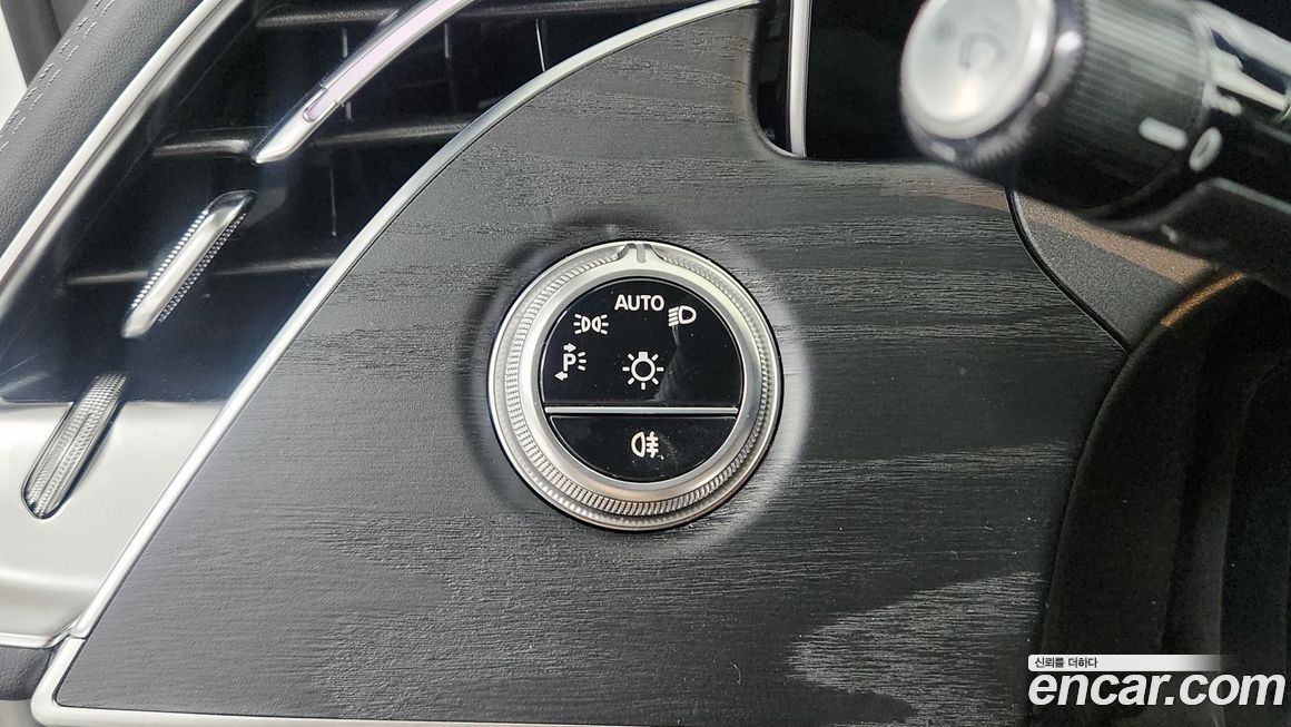 Mercedes-Benz E-Class 2026