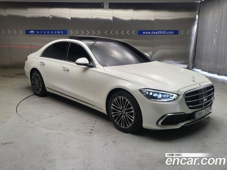 Mercedes-Benz S-Class 2022