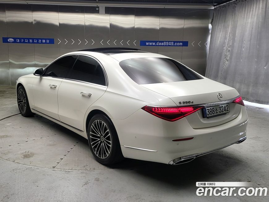 Mercedes-Benz S-Class 2022