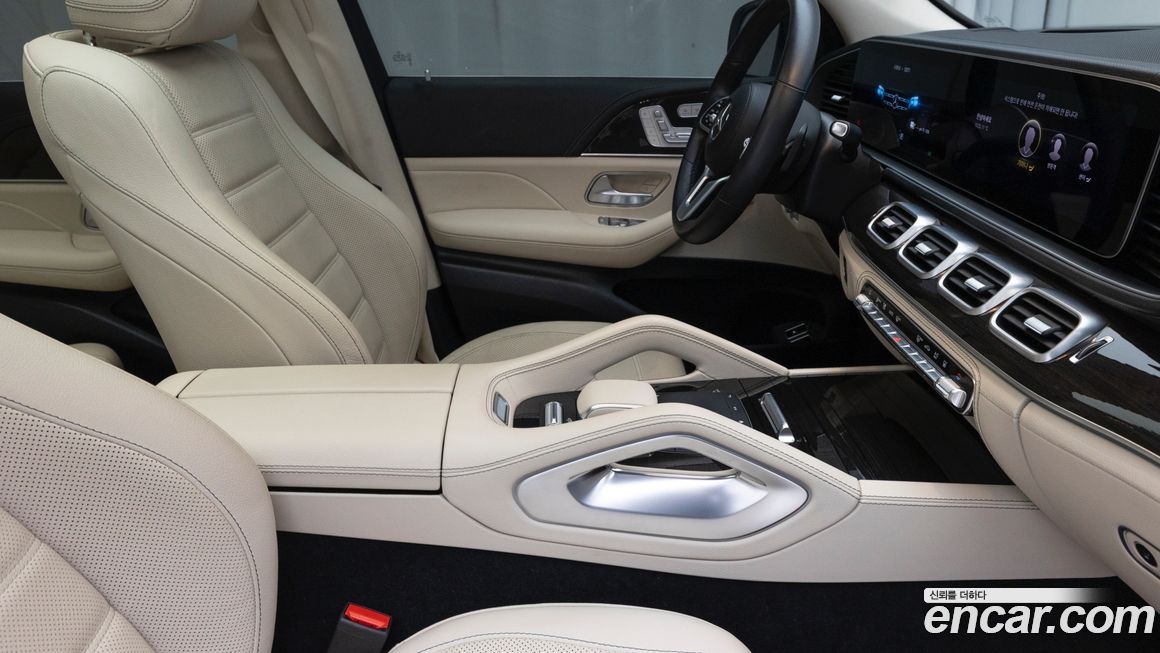 Mercedes-Benz GLE-Class 2021